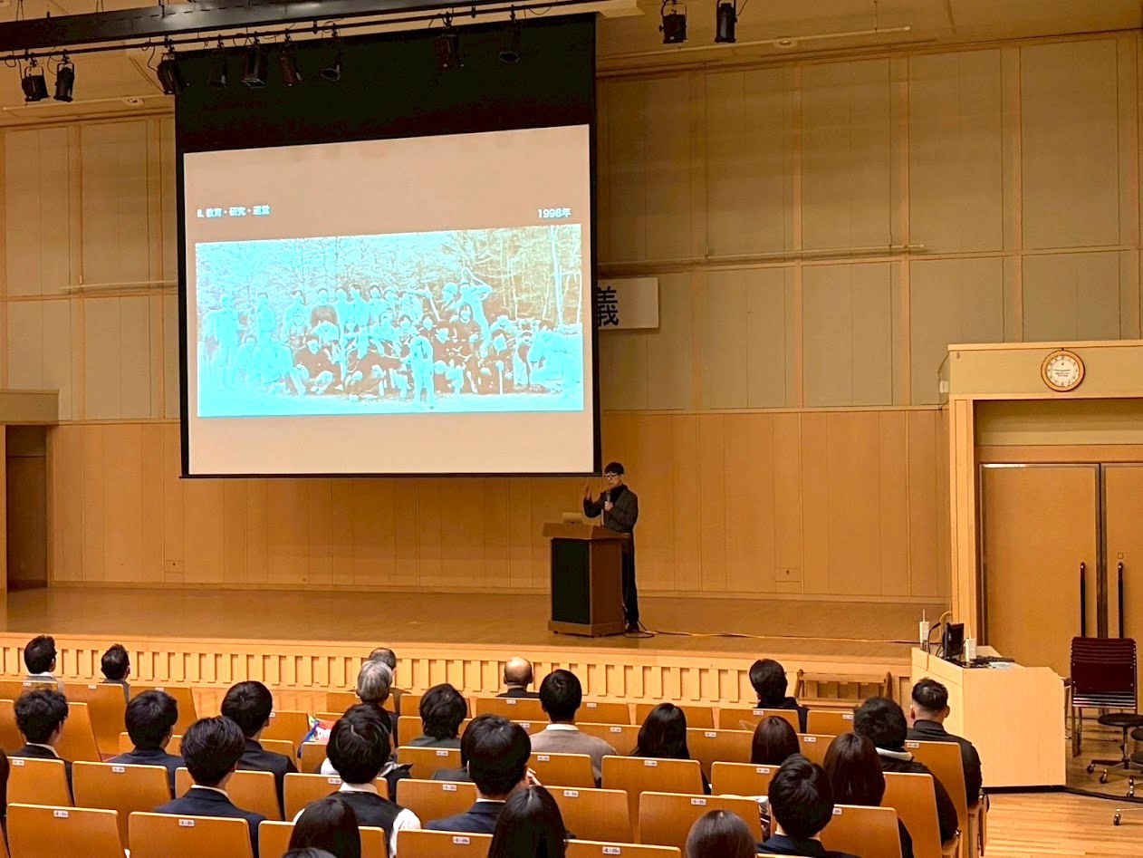 及川伸教授の最終講義および退任記念祝賀会の開催報告